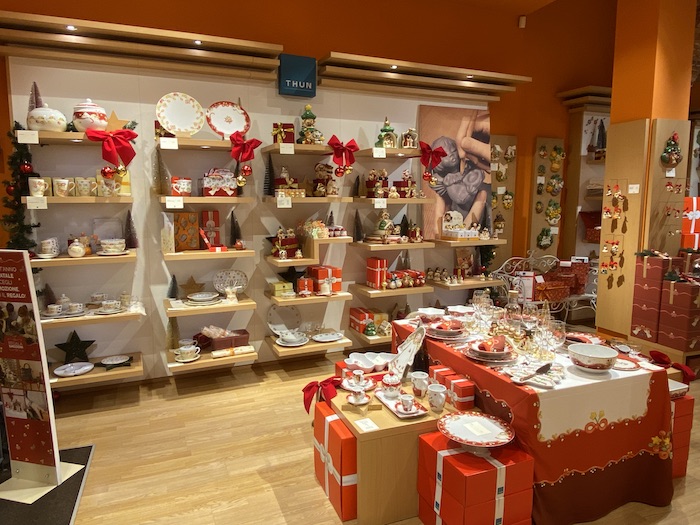 Al Thun Shop di Luino si respira la magia di Natale