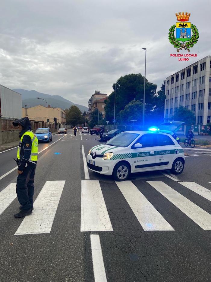 Scontro Tra Due Auto A Luino